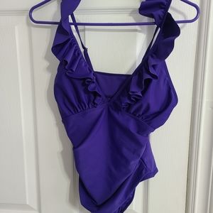 Woman's bathing suit size s